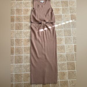 Sleeveless Tan MIDI Dress size xl (Cart J-107)